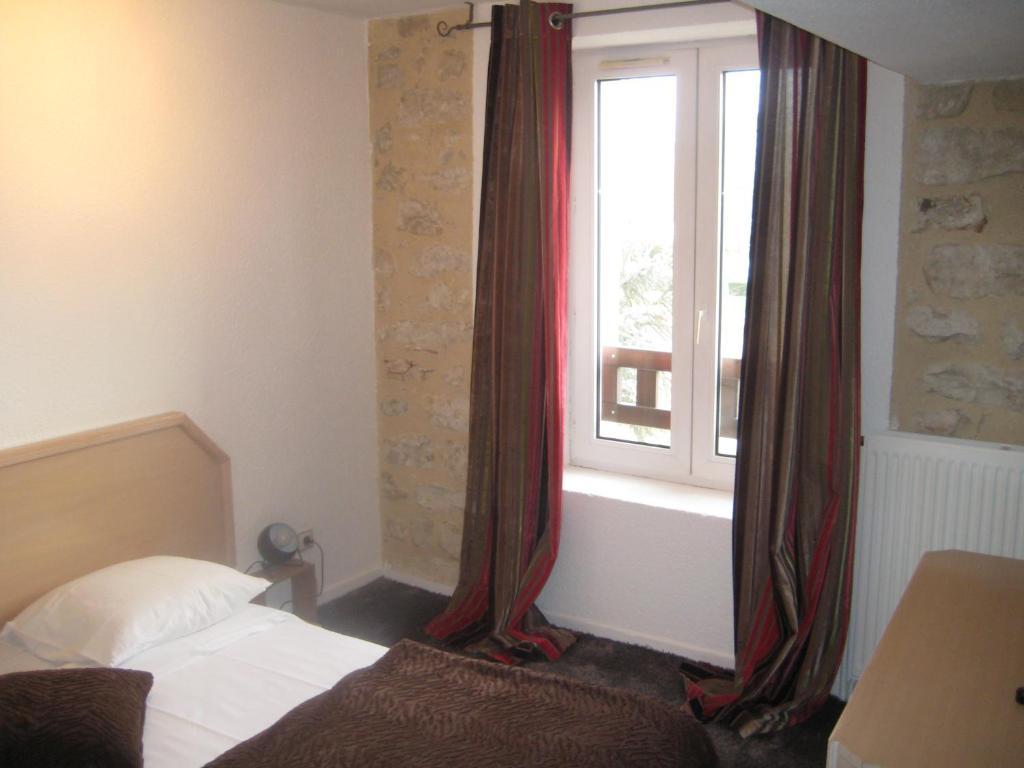 Hotel Restaurant Du Mee Le Mee-sur-Seine Bilik gambar